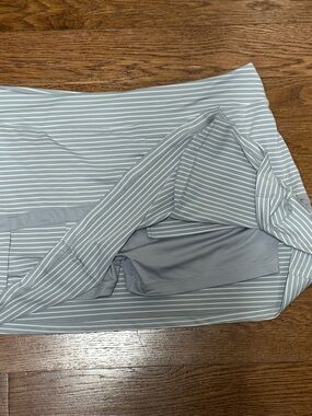 Nike Light Gray Striped Dri-FIT Golf Skort